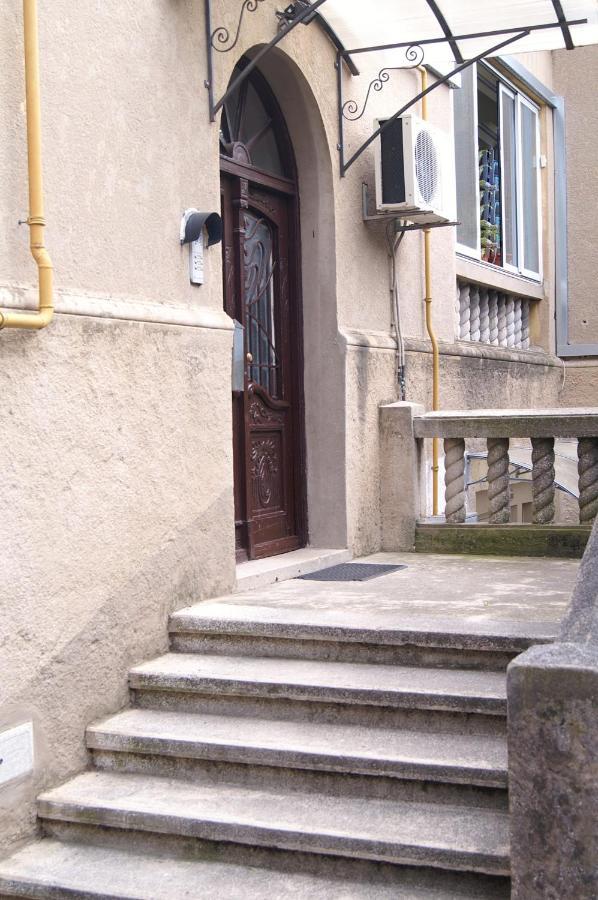Sea Flower Apartment غييكا المظهر الخارجي الصورة