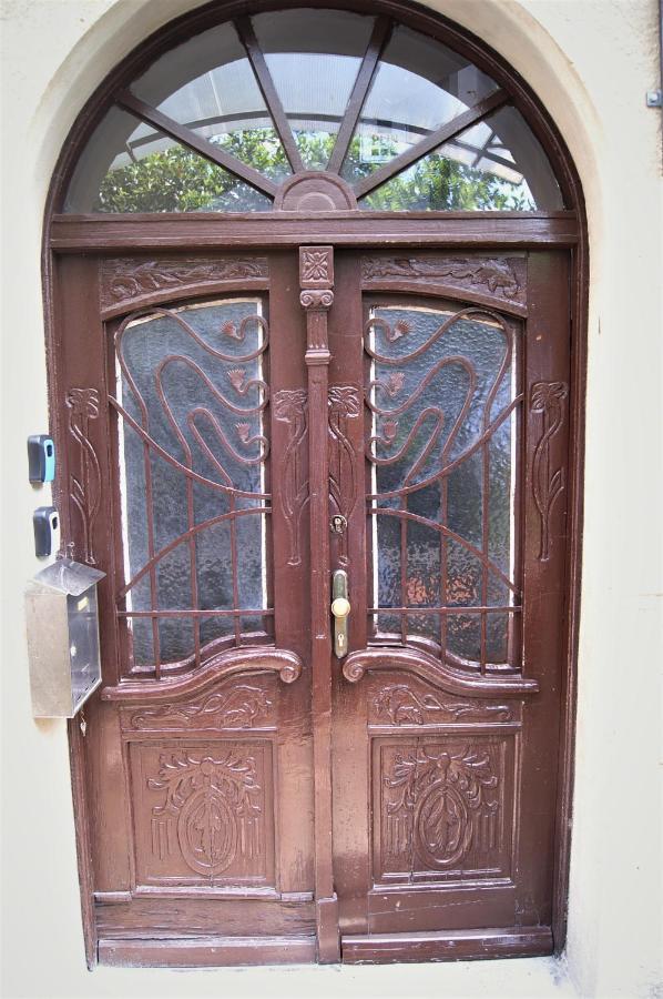 Sea Flower Apartment غييكا المظهر الخارجي الصورة